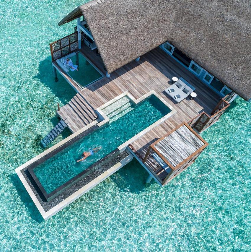 Maldives vacation home with swimming pool