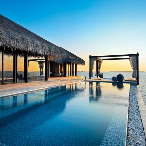 Maldives vacation home swimming pool