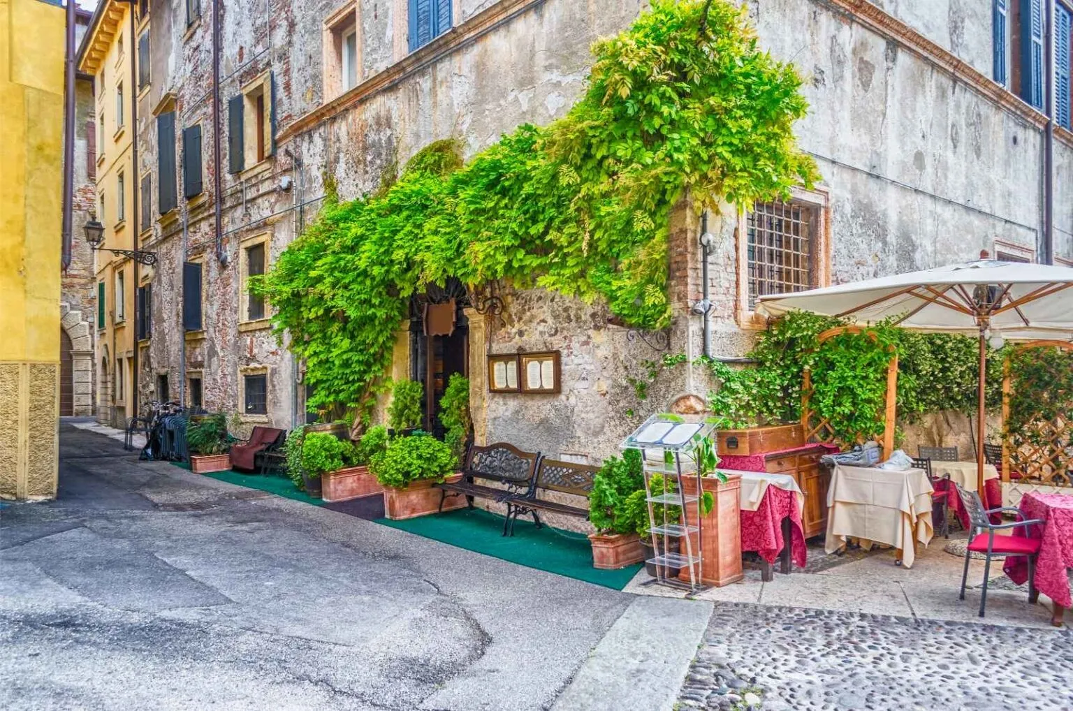 Where To Stay In Verona
