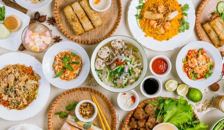 Read more about the article 8 Foods from Vietnam That Are a Must-Try
