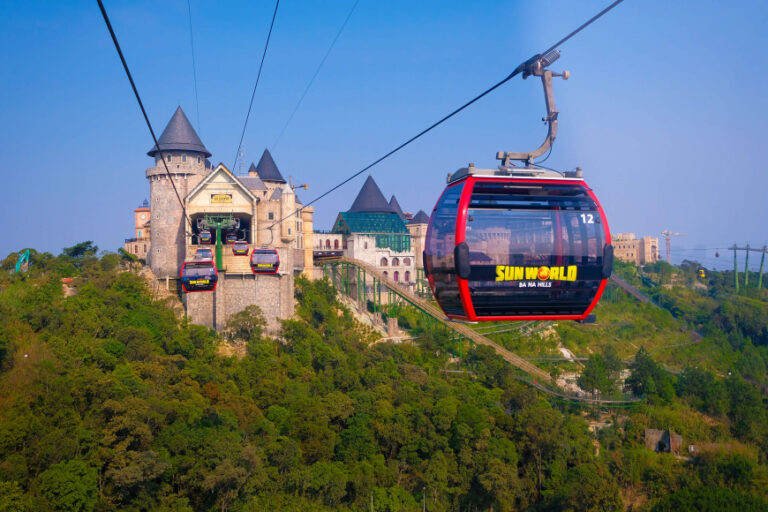 Read more about the article Vietnam’s Marvel: Discover Ba Na Hills and the Iconic Golden Bridge