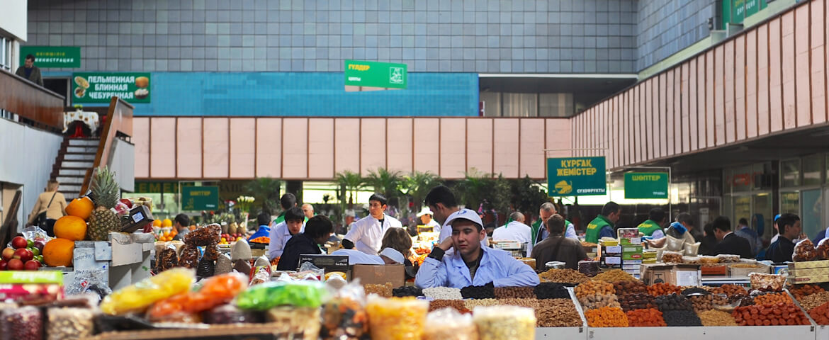 Zelyoniy Bazaar (Green Market)